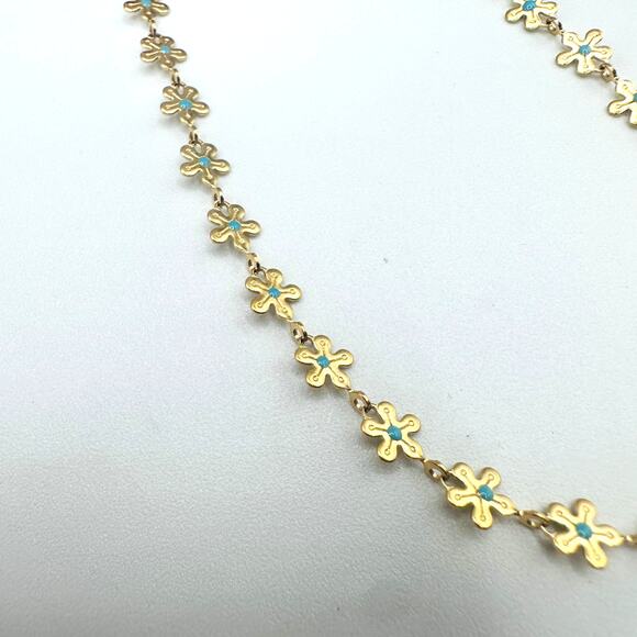 18K Gold Plated Daisy Choker - Non-Tarnish - Picture 5 of 9